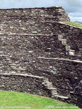 Cahersiveen,Cahirciveen,Cathair Saidhbhin,Câthair Saidhbhín,Cahirgal,Fort,Wall