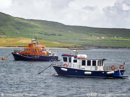 Valentia Island,Oilean Dairbhre,Knightstown,Knights Town,Knight's Town,An Chois,Boats,Lifeboat