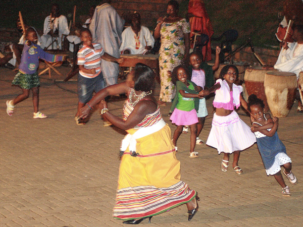 Queen,Ndere Dancers,Kampala