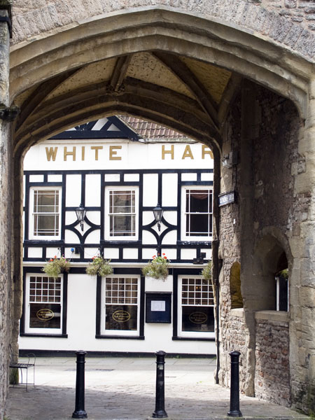 Bishops Gate,Bishop's Gate,Gateway,Gatehouse,Wells Cathedral