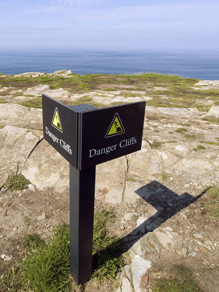 Danger Cliffs,Tintagel