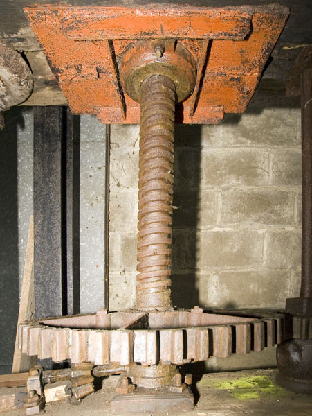 Twin Screw Cider Press,Mill House Cider Museum,Owermoigne