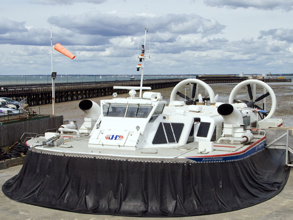 BHT130,Solent Express,Hovercraft,Ryde,Isle of Wight