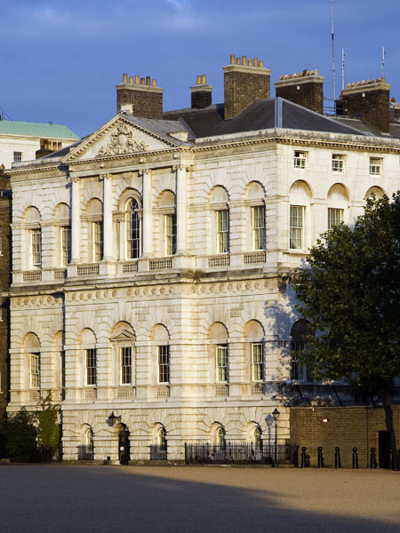 Kent's Treasury,Downing Street,Cabinet Office,Privy Council,Horse Guards Parade,St James Park,St James's Park
