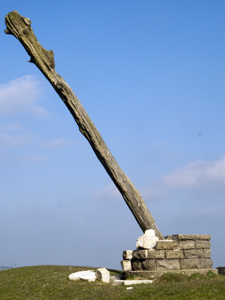 Rawlsbury Camp Beacon,Cross,Seat