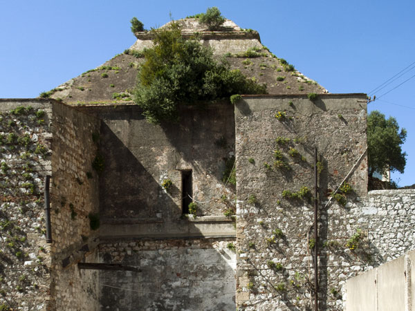 Southern Moorish Gateway,Gatehouse,Walls