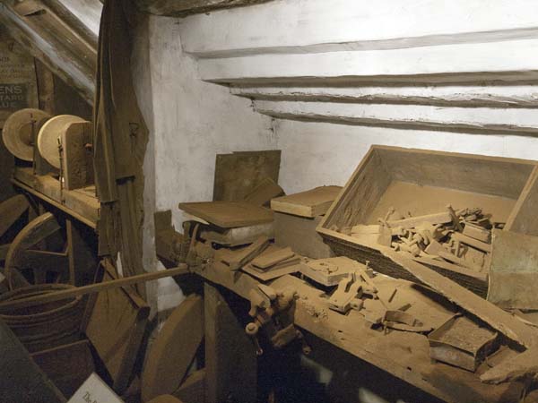 Jet Heritage Centre,Whitby,Lathes,Grindstones,Grind Stones