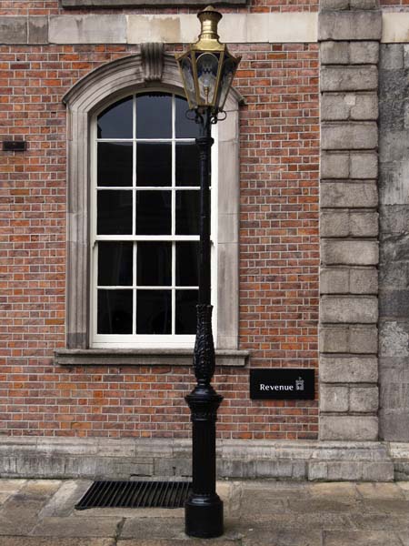 Lampost,Street Light,Upper Castle Yard,Dublin Castle