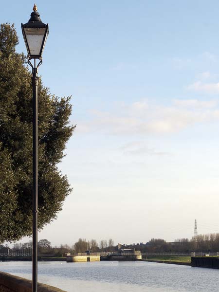Trews Weir,Exeter,River Exe,Lamp Post