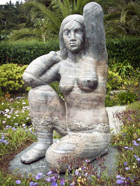 Gaia,David Wynne,Tresco Abbey Gardens,Sculpture