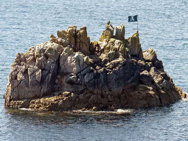 The Cow,St Agnes,Rocks