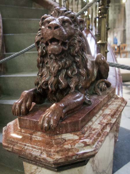 Pulpit,Lion,Worcester Cathedral