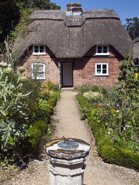 Cobb Cottage,Furzey Gardens