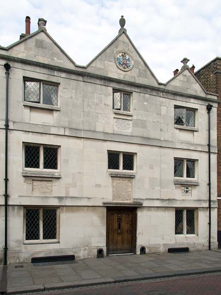 Six Poor Travellers,House,Rochester,Almshouse,High Street