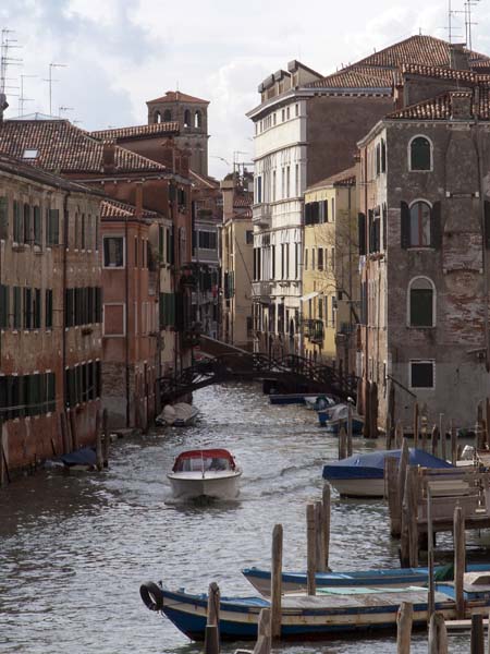 Rio dei Gesuiti,Cannaregio,Venice,Venezia,Boats,Buildings,Canal