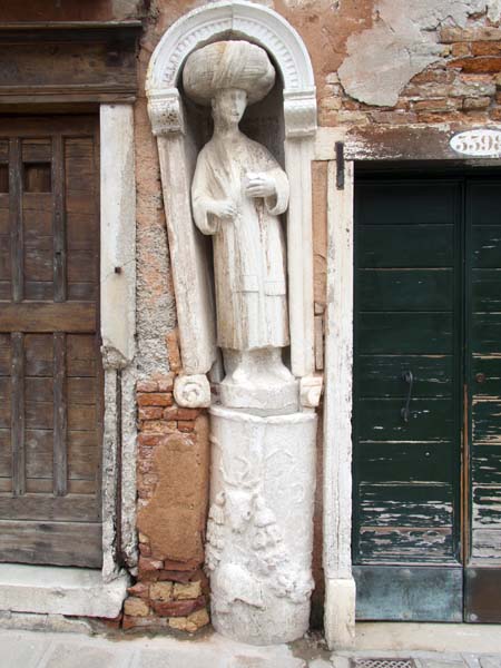 Statue,Sculpture,Three Moors,Tintoretto's House,Fondamenta dei Mori,Cannaregio,Venice,Venezia