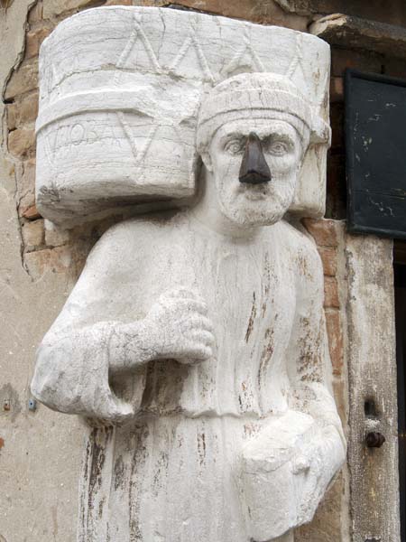 Statue,Sculpture,Antonio Rioba,Campo dei Mori,Cannaregio,Venice,Venezia
