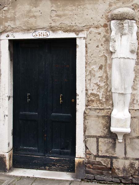 Statue,Sculpture,Three Moors,Campo dei Mori,Cannaregio,Venice,Venezia