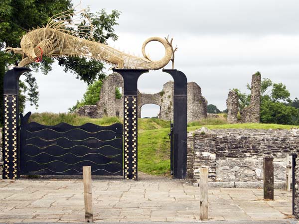 Gate,Newcastle Emlyn,Castellnewydd Emlyn,Castle