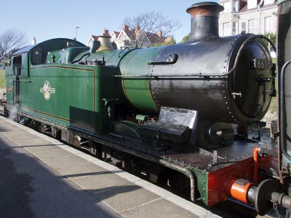 GWR 6695,Swanage,Railway,Heritage,Steam Engine,Locomotive