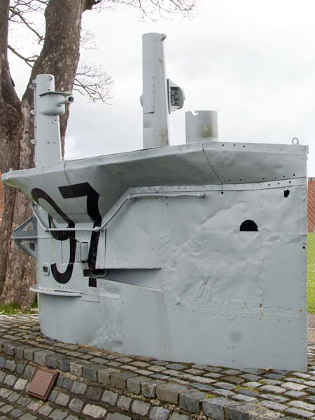 E17,Conning Tower,Royal Navy Submarine Museum,Gosport