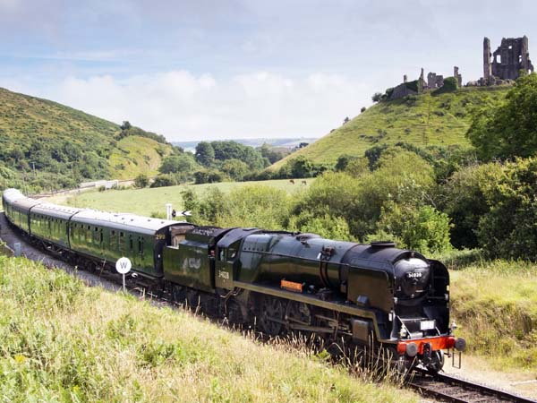 Eddystone,34028,Norden,Swanage Railway,Steam Engine,Heritage,Corfe Castle,West Country/Battle of Britain Class