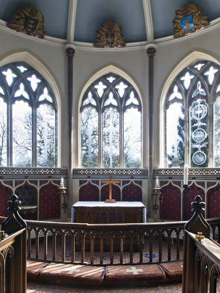 Chancel,St Nicholas Church,Moreton,Laurence Whistler