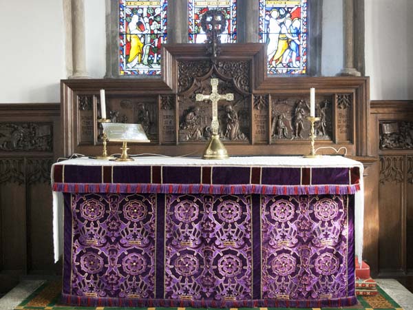 Altar,St John the Baptist,Bere Regis