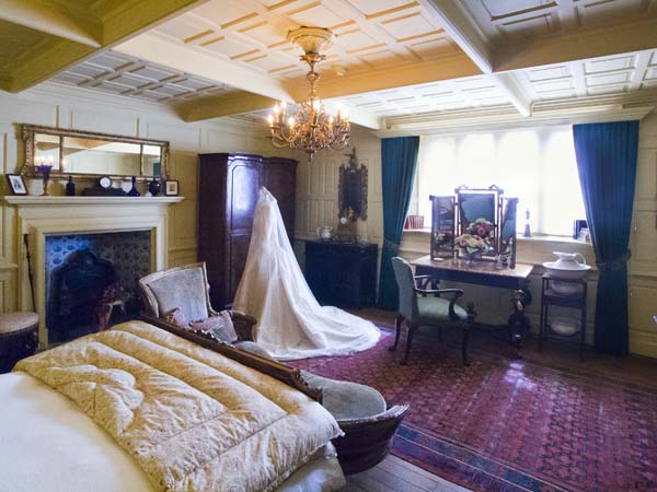 Yellow Bedroom,Athelhampton,Stately Home,Historic House