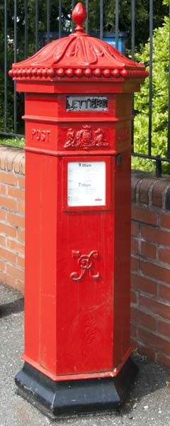 Victorian Pillarbox,Postbox,Penfold Type PB8,Caerleon