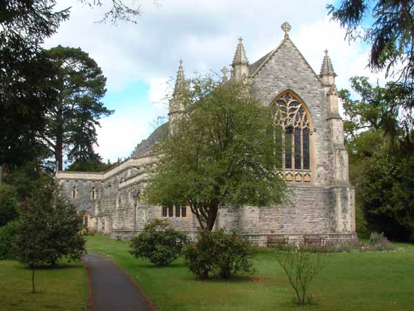 Brockenhurst,St Saviours,St Saviour's Church