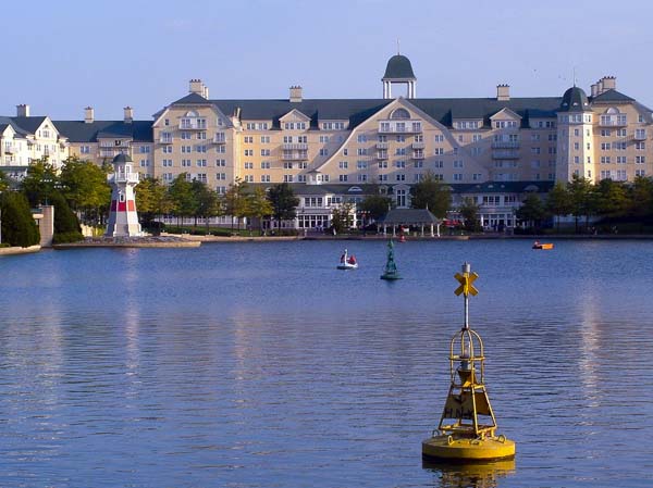 Newport Bay,Disneyland Paris
