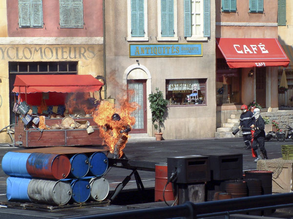 Man on Fire,Disney Studios,Paris,Stunt,Display