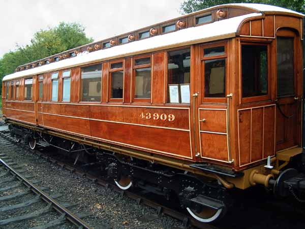 Bluebell Railway,Great Northern,Directors',Directors Saloon,Carriage,Train,Coach