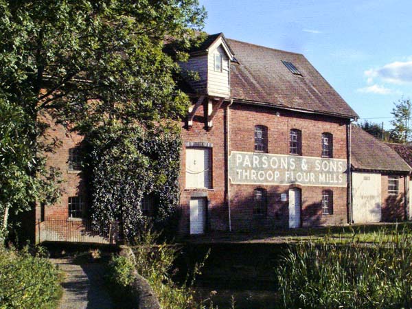 Throop,Water Mill