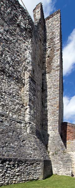 Gatehouse,Farnham Castle
