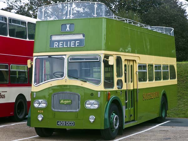409DCD,Leyland PD3,Titan,Isle of Wight,Classic Buses, Beer,Walks,Festival