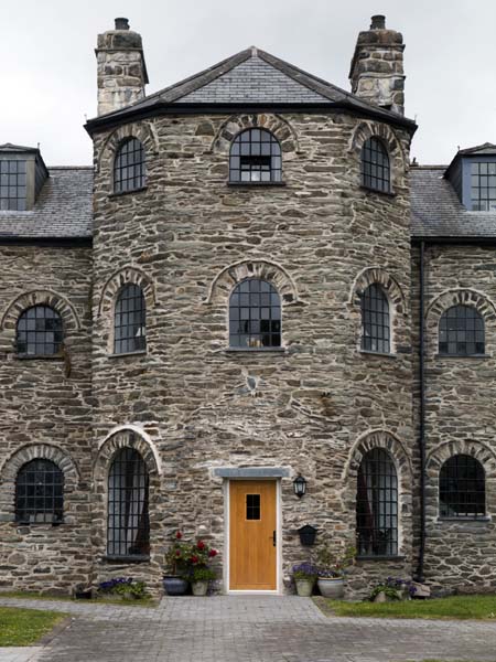 Bala,Workhouse