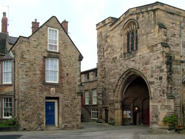 Durham Cathedral,College Gate