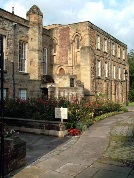 Durham Cathedral,Deanery,Houses
