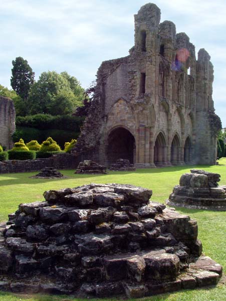 Much Wenlock Priory,Crossing