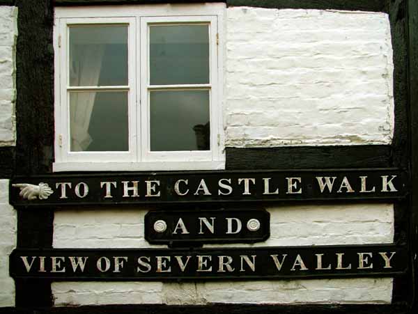 Bridgnorth,Bridgenorth,Signs