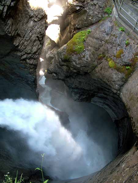 Trummelbach Falls,Trummelbachfalle,Trummelbachfaelle,Trummelbachfälle,Waterfall