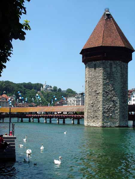 Luzern,Lucerne,Covered Bridge,Kapellbruecke,Kapellbrücke,Water Tower,Wasserturm