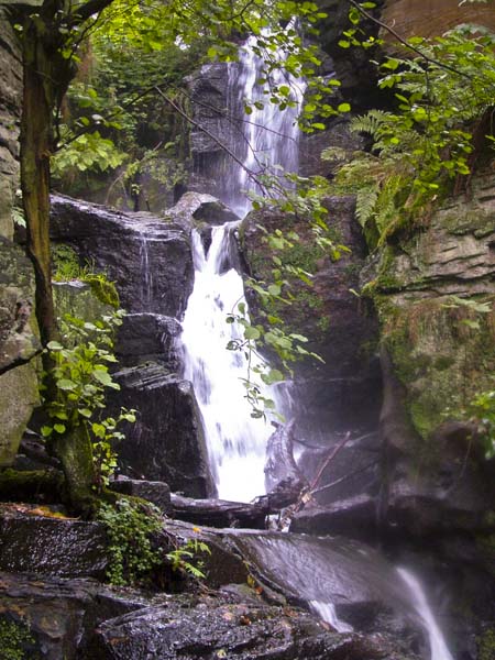 Lumsdale Valley,Waterfall