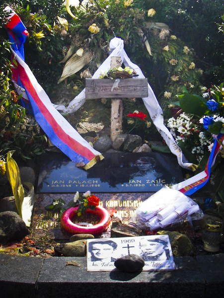 Jan Palach,Memorial