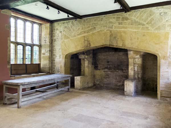 Old Kitchen,Barrington Court,Stately Home,Historic House,National Trust,Court House,Fireplace
