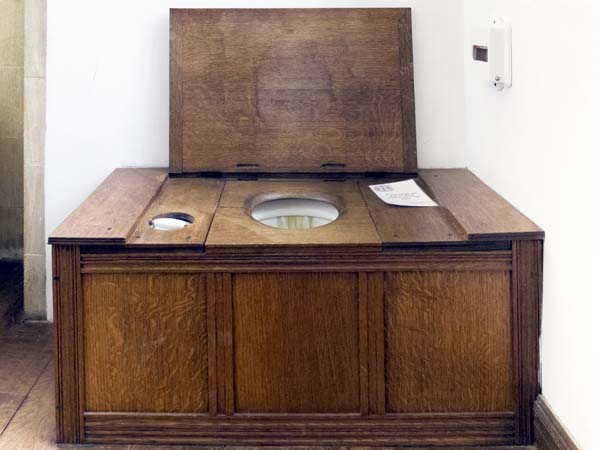 Thunderbox,Barrington Court,Court House,Stately Home,Historic House,National Trust,Lavatory,Toilet
