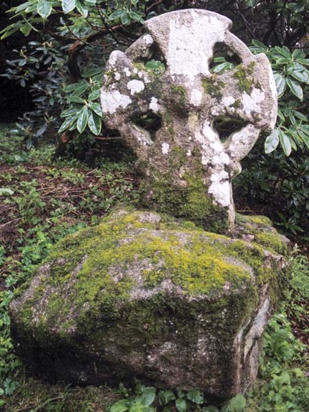 Pencarrow,Cross