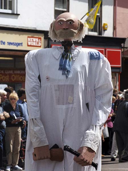 Wimborne Folk Festival,Procession,Giant